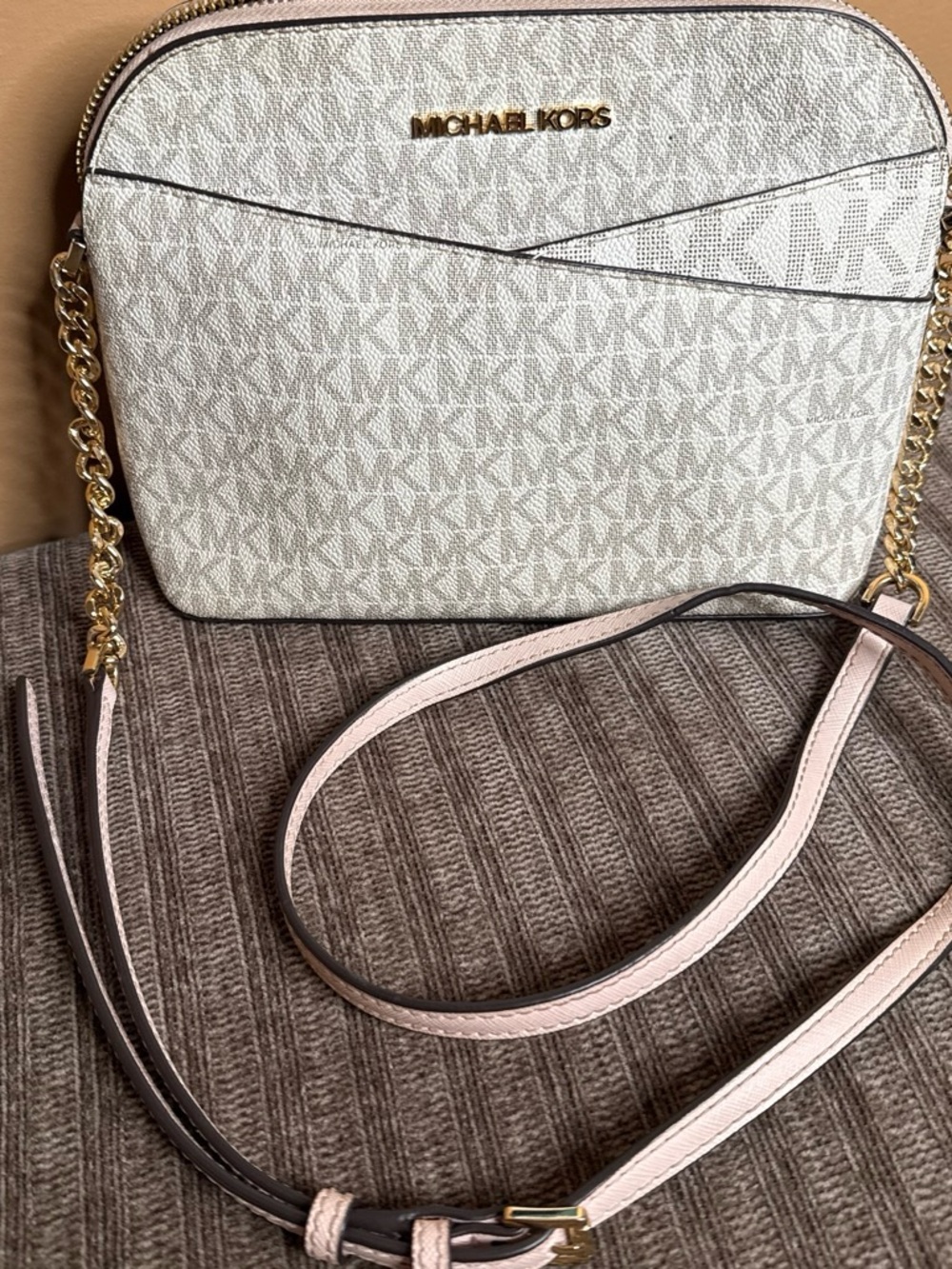 Michael Kors Cream Logo Crossbody Bag with Gold Hardware excellent condition